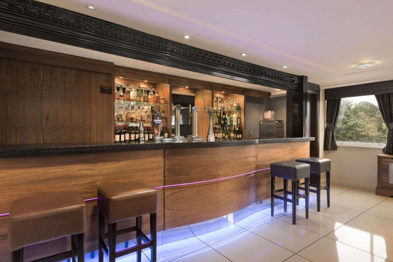 Aston Court Hotel Coventry Eksteriør billede
