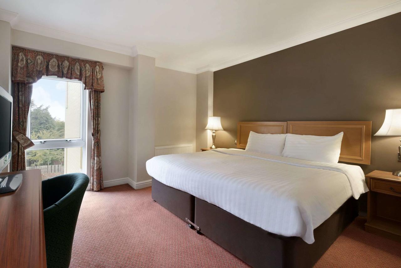 Aston Court Hotel Coventry Eksteriør billede